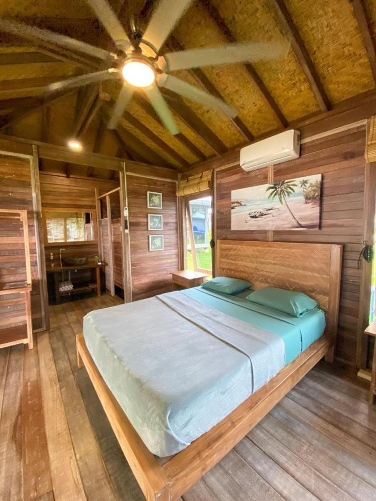 Sonny Island Resort Cabanas Frente Al Mar Punta Bajo Rico Eksteriør bilde