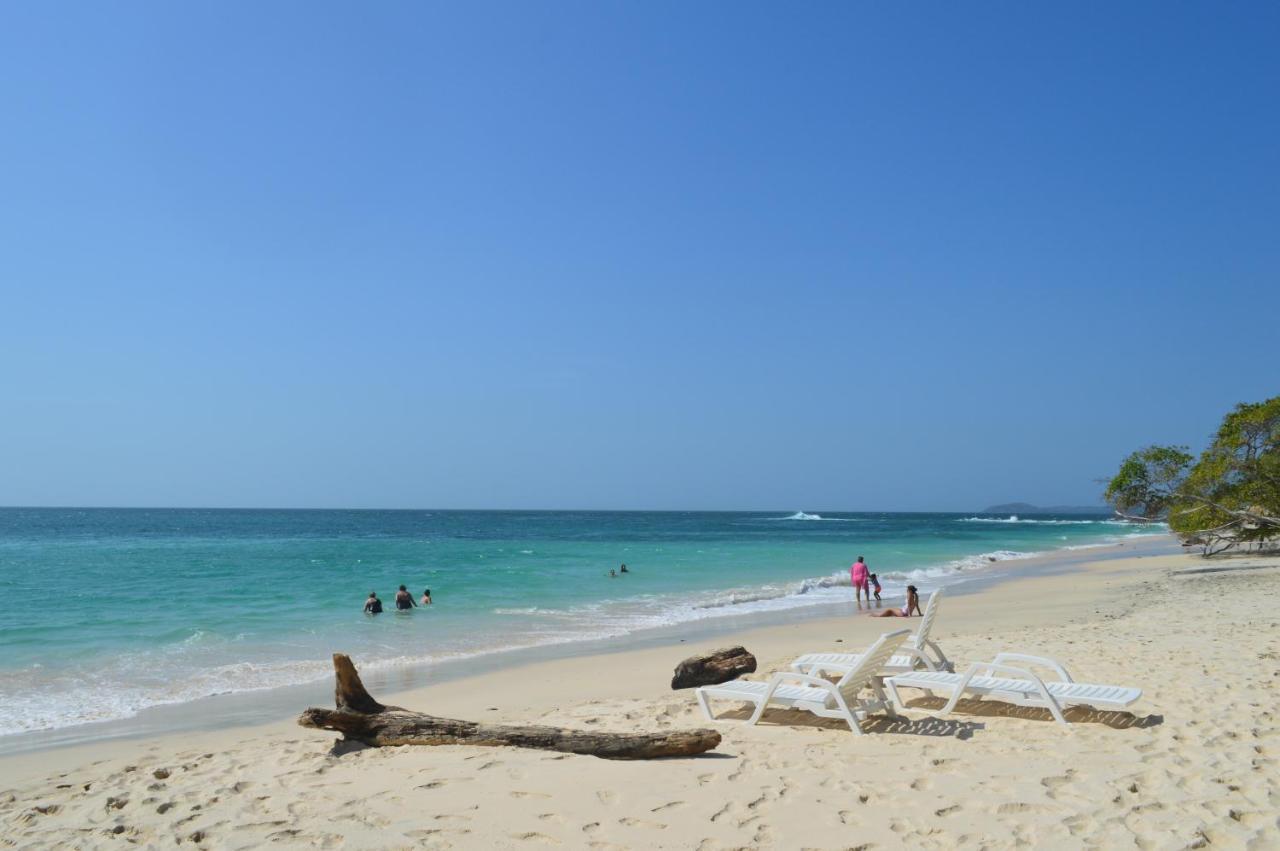 Sonny Island Resort Cabanas Frente Al Mar Punta Bajo Rico Eksteriør bilde